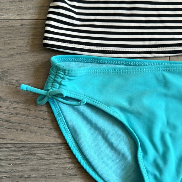 George 2-piece girls bathing suit in M (7-8) - Picture 3 of 7